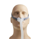 新款 AirFit P10 鼻枕面罩，配備可調節頭帶