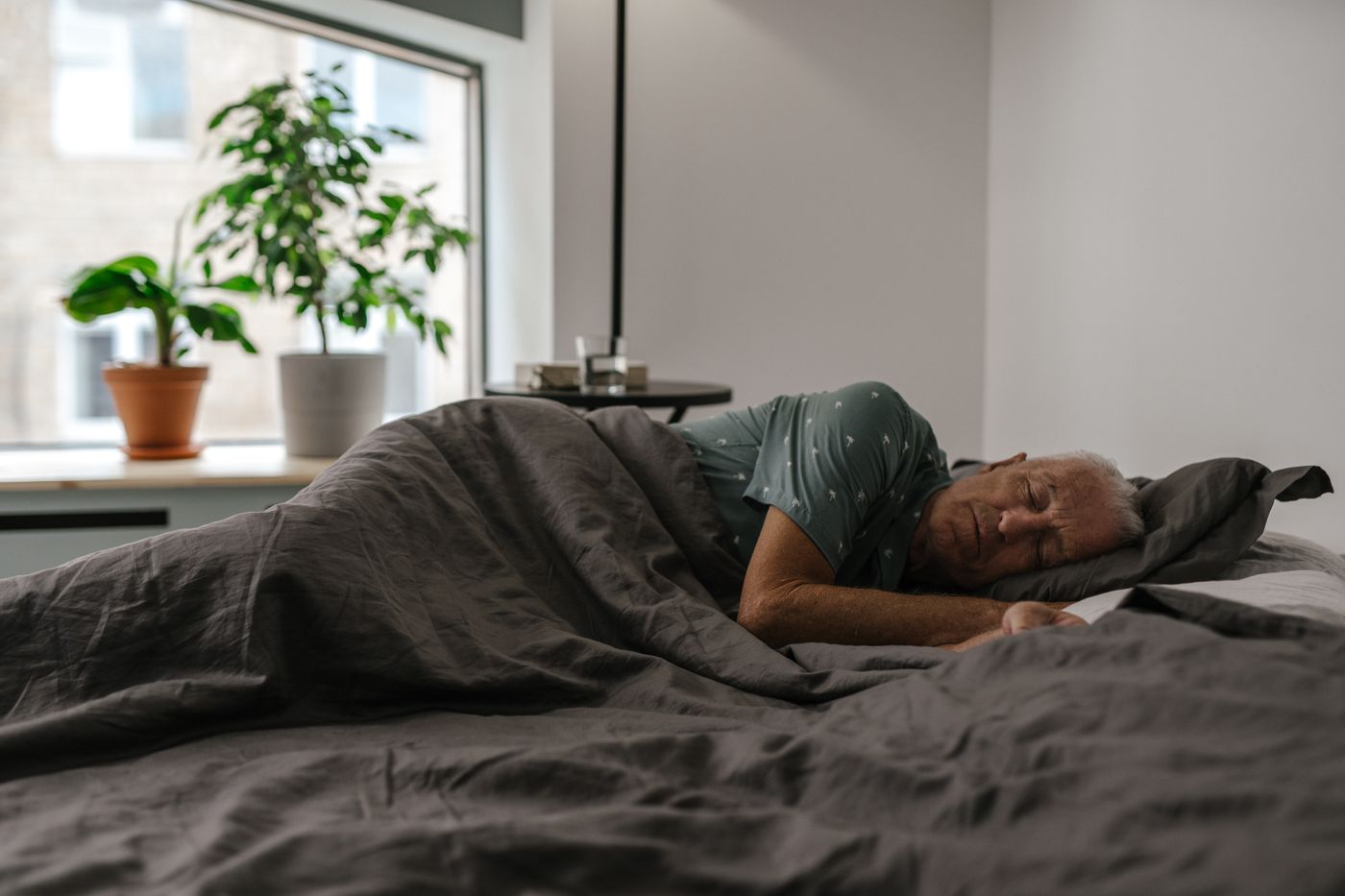 A restful bedroom moment